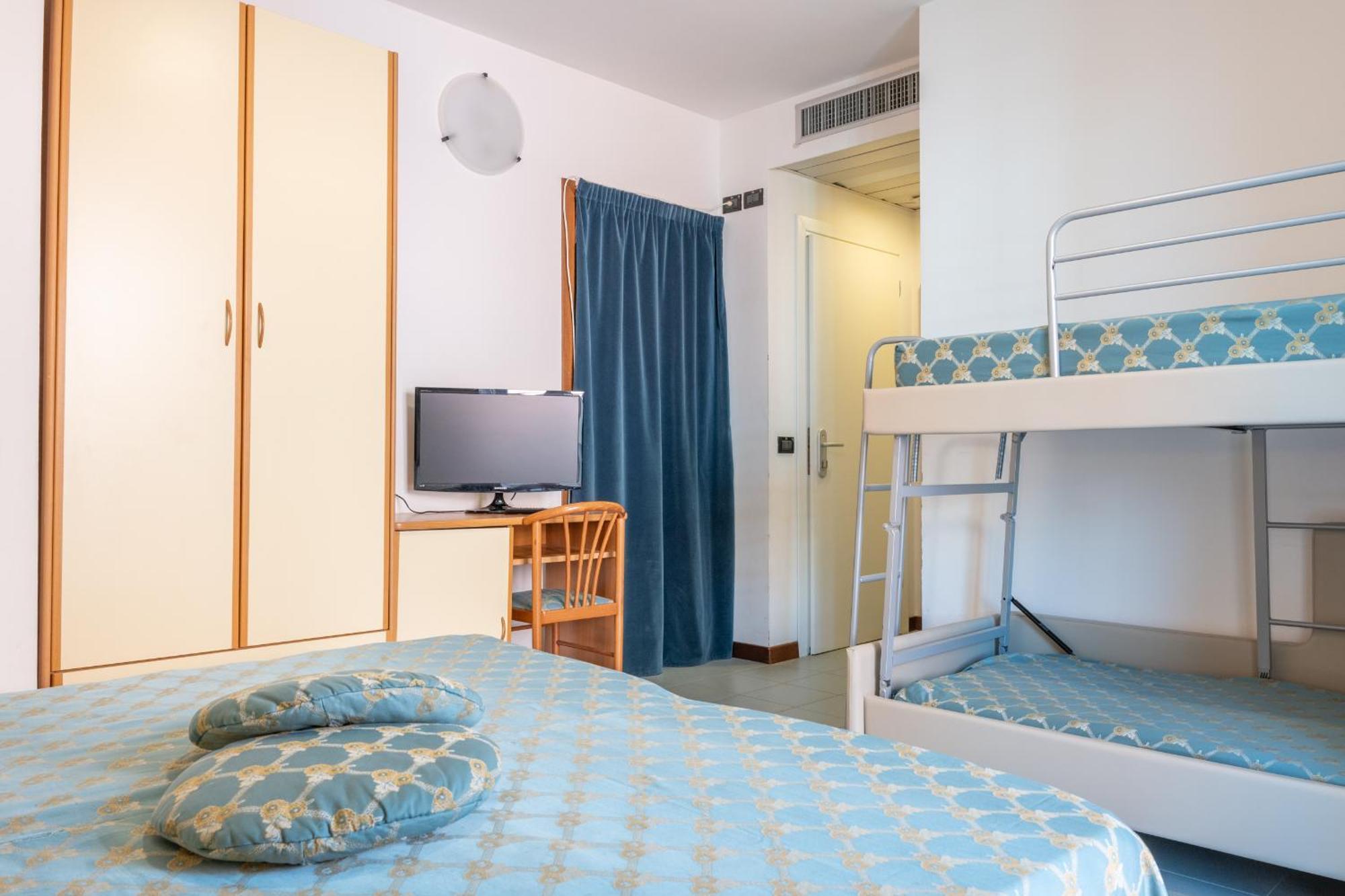 Hotel Thea Bellaria-Igea Marina Exteriör bild
