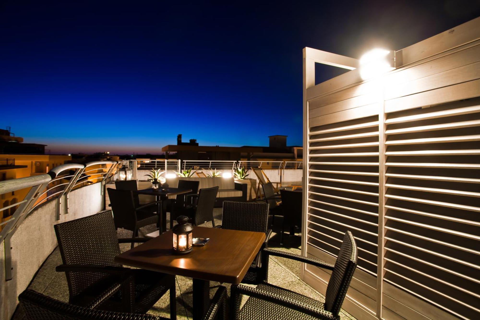 Hotel Thea Bellaria-Igea Marina Exteriör bild